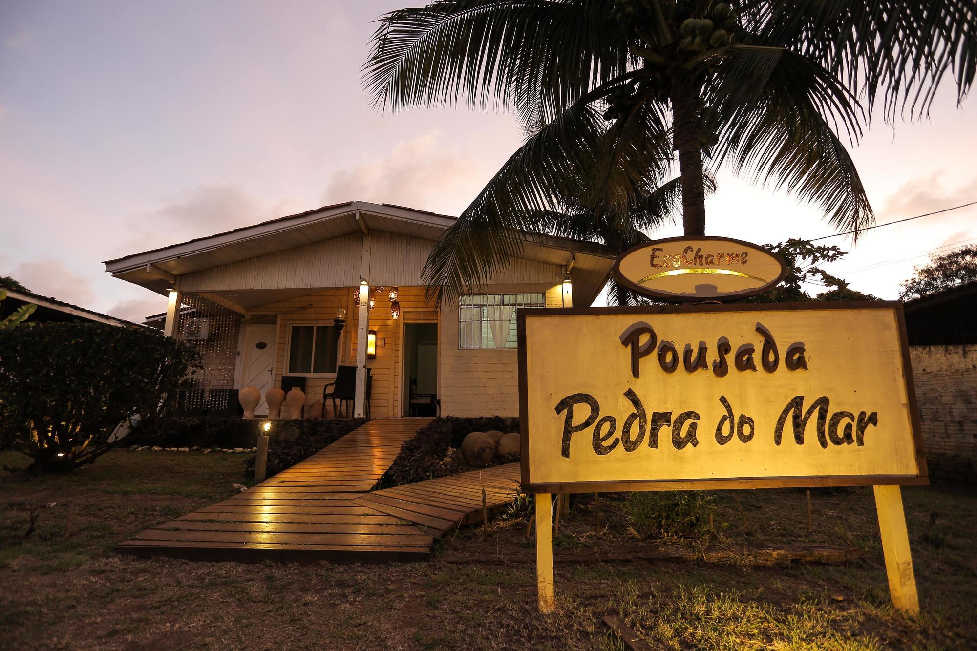 ホテル Ecocharme Pousada Pedra Do Mar フェルナンド・デ・ノローニャ エクステリア 写真